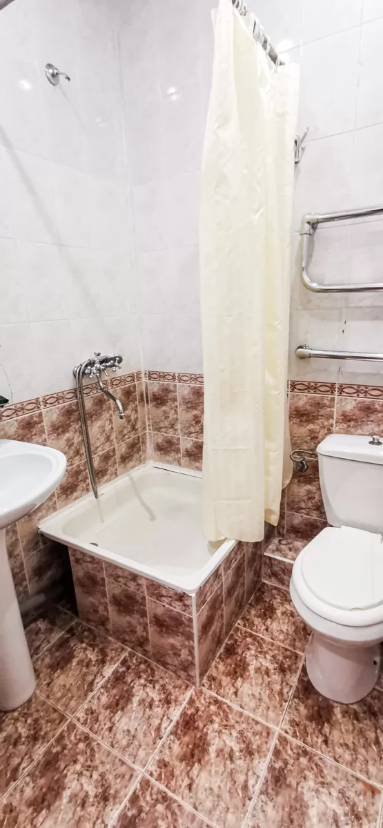 Одноместный однокомнатный номер в Центральном Военном Санатории в г. Кисловодске - фотография