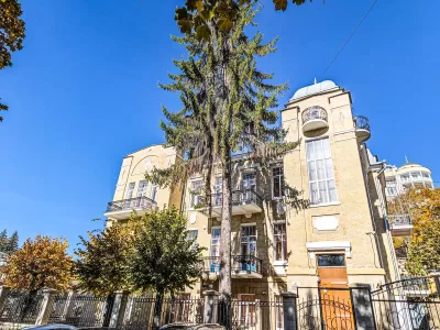 Корпус Центрального Военного Санатория в г. Кисловодске - фотография